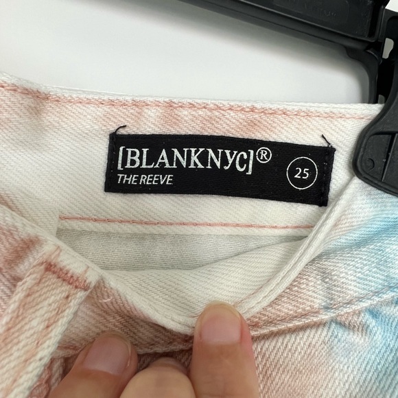 New with Tags!! Blank NYC TieDye Denim Short - Picture 3 of 4